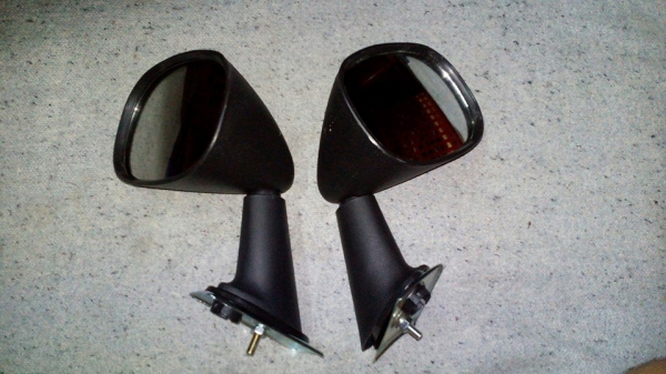 กระจกแก้ม retro คู่ละ 450 บาท โทร 099-8708-883 ช้าง