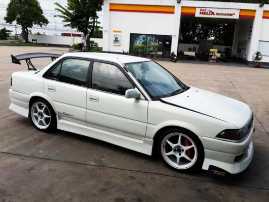 Toyota corolla 1.6 อัศวินม้าขาว แต่งสวยๆ ราคาเบาๆ