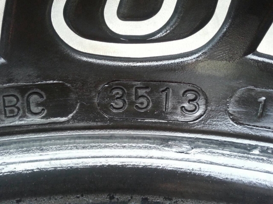 ยาง Mud Maxxis 31 10.5 R15 สิ้นปี13 ดอกเยอะ เนื้อนิ่มๆ ใช้อีก2-3ปีสบายๆ