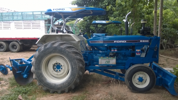 ขายรถไถฟอร์ด 6610 เสื้อลายพร้อมผานดันหน้าสักคันคับ หาอยู่ไม่ผิดหวังแน่นอนครับ ขายรถไถฟอร์ด 6610 เสื้อลายพร้อมผานดันหน้าสักคันคับ หาอยู่ไม่ผิดหวังแน่นอนครับ