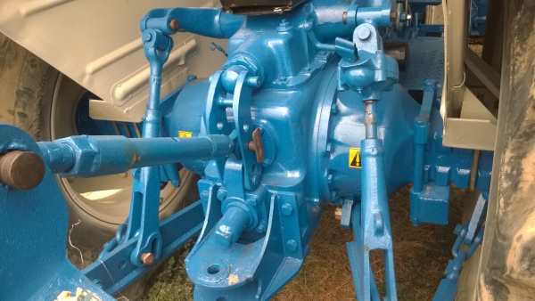 ขายรถไถฟอร์ด 6610 เสื้อลายพร้อมผานดันหน้าสักคันคับ หาอยู่ไม่ผิดหวังแน่นอนครับ ขายรถไถฟอร์ด 6610 เสื้อลายพร้อมผานดันหน้าสักคันคับ หาอยู่ไม่ผิดหวังแน่นอนครับ