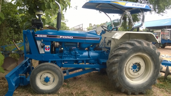 ขายรถไถฟอร์ด 6610 เสื้อลายพร้อมผานดันหน้าสักคันคับ หาอยู่ไม่ผิดหวังแน่นอนครับ ขายรถไถฟอร์ด 6610 เสื้อลายพร้อมผานดันหน้าสักคันคับ หาอยู่ไม่ผิดหวังแน่นอนครับ