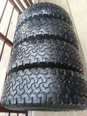 ยาง All BF Goodrich 31 10.5 R15 สิ้นปี11 ดอกดี เนื้อนิ่มๆ ใช้ได้อีกหลายปี