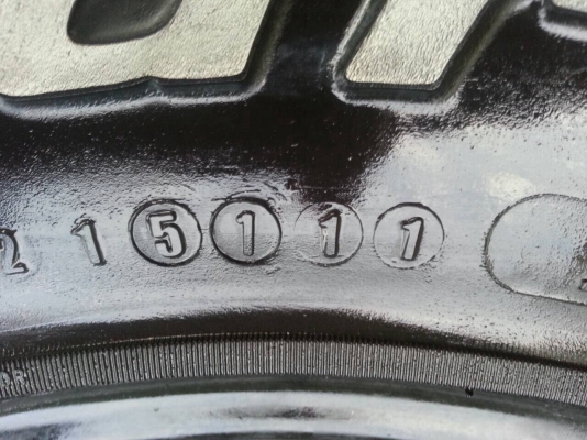 ยาง All BF Goodrich 31 10.5 R15 สิ้นปี11 ดอกดี เนื้อนิ่มๆ ใช้ได้อีกหลายปี