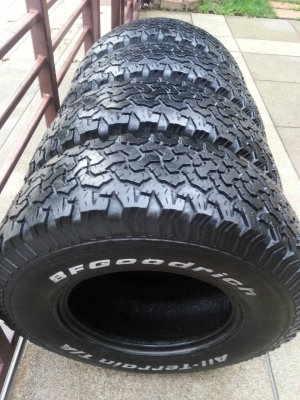 ยาง All BF Goodrich 31 10.5 R15 สิ้นปี11 ดอกดี เนื้อนิ่มๆ ใช้ได้อีกหลายปี