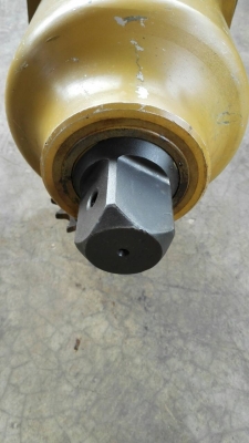 Sale>>บล้อคไฮดรอลิก งานยุโรป ใช้น้ำมันยิง แทรคแบคโฮ หรือ ยิงงานหนักๆ สภาพใหม่ 95\% 089-2499-123(line)