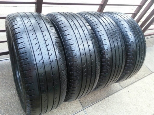 ยาง Goodyear 265 65 17 กลางปี14 ดอกเยอะ เนื้อนิ่มๆ ใช้กันยาว ราคาไม่แพง