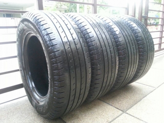 ยาง Goodyear 265 65 17 กลางปี14 ดอกเยอะ เนื้อนิ่มๆ ใช้กันยาว ราคาไม่แพง