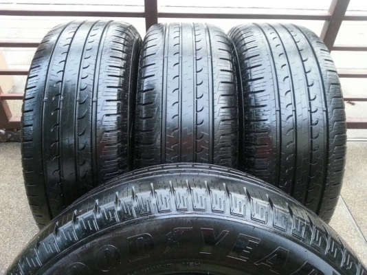 ยาง Goodyear 265 65 17 กลางปี14 ดอกเยอะ เนื้อนิ่มๆ ใช้กันยาว ราคาไม่แพง