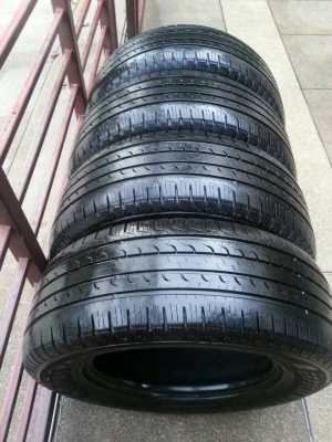 ยาง Goodyear 265 65 17 กลางปี14 ดอกเยอะ เนื้อนิ่มๆ ใช้กันยาว ราคาไม่แพง