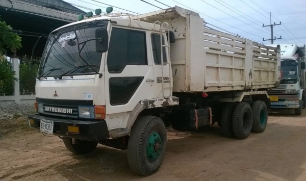 ขายไอ้หลงเทอร์โบ FN527M-TF7467 เครื่องเดิม 6D16 เทอร์โบ 220 แรงม้า เกียร์เดิม 10 สปีด คัสซีสวยจัดตลอดเส้น แอร์เย็น ยางเต็ม ทะเบียนพร้อมโอนครับ