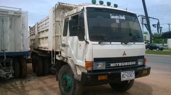 ขายไอ้หลงเทอร์โบ FN527M-TF7467 เครื่องเดิม 6D16 เทอร์โบ 220 แรงม้า เกียร์เดิม 10 สปีด คัสซีสวยจัดตลอดเส้น แอร์เย็น ยางเต็ม ทะเบียนพร้อมโอนครับ