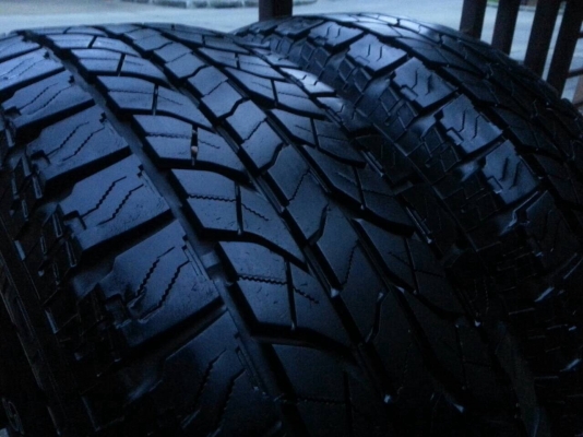 ยาง All Yokohama 265 70 16 กลางปี11 ดอกเยอะ 2เส้น