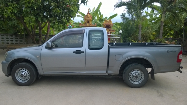 ขาย ISUZU D-MAX 2.5 คอมมอนเรล สวยๆสักคันคับ(ภาพถ่ายตอนล้างแค่ภายนอกคับ)