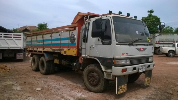 ขายตามสภาพ HINO FM3H คัสซีสวยตลอดเส้น เครื่องเดิม HO7D 195 แรงม้า เกียร์เดิม สโลว์เดิม ทะเบียนพร้อมโอน