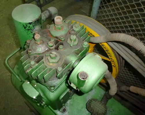 ขายปั๊มลม FUJI 2สูบ 5แรง