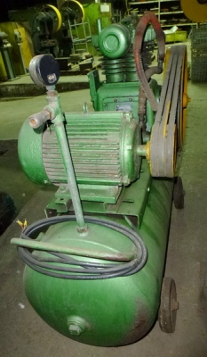 ขายปั๊มลม FUJI 2สูบ 5แรง