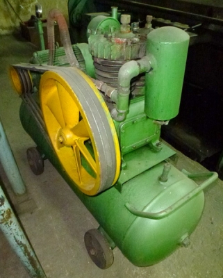 ขายปั๊มลม FUJI 2สูบ 5แรง