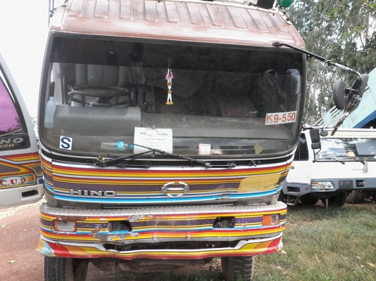 ขายด่วนครับ HINO 3 M ดั้มเนียม ลูก 3 คาน ยาว 6.3 เมตร ลงเล่มแล้ว