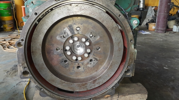 เครื่องยนต์รถแบคโฮวอลโว่