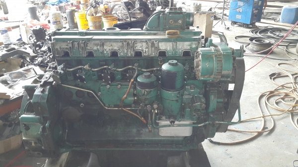 เครื่องยนต์รถแบคโฮวอลโว่