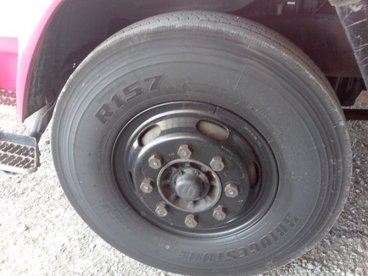 ขายรถบรรทุกหกล้ออีซูซูร็อคกี้เครื่อง 220 แรงม้า 6HH1แน่นมากๆๆ ติดเครนยูนิค 6 เหลี่ยนท้องวี 3.30 ตัน 