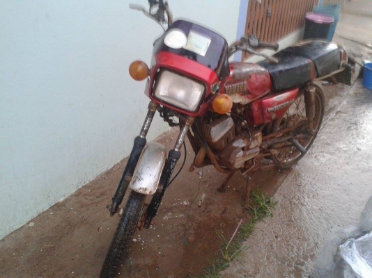 YAMAHA RX-100 มีทะเบียนพร้อมชุดโอน  ราคา 3900