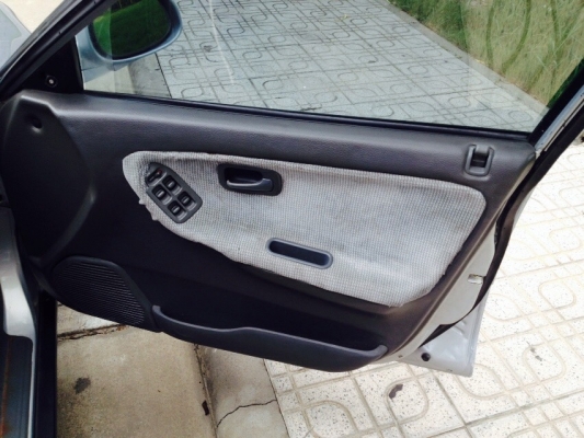 CIVIC ปี 93 เกียร์ออโต้ รถสวยมาก พร้อมใช้สุดๆ ราคา 69,000 บาท ติดต่อคุณเอ๋ โทร.092-6356419