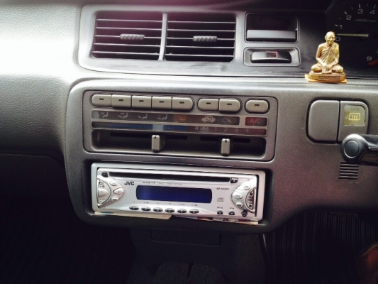 CIVIC ปี 93 เกียร์ออโต้ รถสวยมาก พร้อมใช้สุดๆ ราคา 69,000 บาท ติดต่อคุณเอ๋ โทร.092-6356419