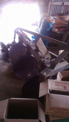 **420,000 บ.ต่อรอง/// รถไถ FORD 6610 เสื้อลาย **ขาย FORD 6610 รถไถ1เพลา สภาพสวยๆ เดิมๆ FORD 6610 เสื้อลาย จดทะเบียน ปี37 เครื่องเดิม เกียร์เดิม ปั้มเดิม ท้ายเดิม เครื่องแน่น แรงดี เกียร์ดีไม่มีหลุดครับ ปั้มดี แรงดี ทำงานดี เร็ว แรง คล่องตัว ช่วงล่างดี แน่