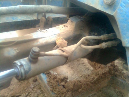 ขาย6640 สองเพลา อุปกรณ์ดันหน้า หางสาม หางเจ็ด เครื่องปลูกอ้อย รถบ้านพร้อมใช้สุดๆ