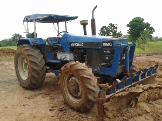 ขาย6640 สองเพลา อุปกรณ์ดันหน้า หางสาม หางเจ็ด เครื่องปลูกอ้อย รถบ้านพร้อมใช้สุดๆ