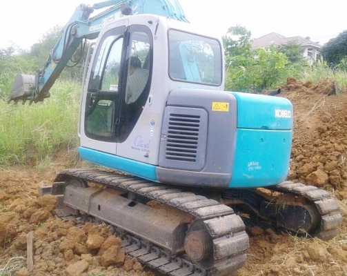 KOBELCO MARK 6 - 60 SR รถสวยสภาพเก่านอกพร้อมทำงานได้เลยครับ เครื่องยนต์แรงดีทำงานได้เร็วใช้งานคล่องตัว ไฟฟ้าหน้าจออยู่ครบใช้งาน 8,000 ชม. ภายในห้องเก๋ง แอร์เย็น ภายนอกบอดี้สวยเดิมๆ ช่วงล่างแน่น พร้อมใช้งานได้เลย เอกสารใบอินวอย ราคาต่อรองได้ครับ
