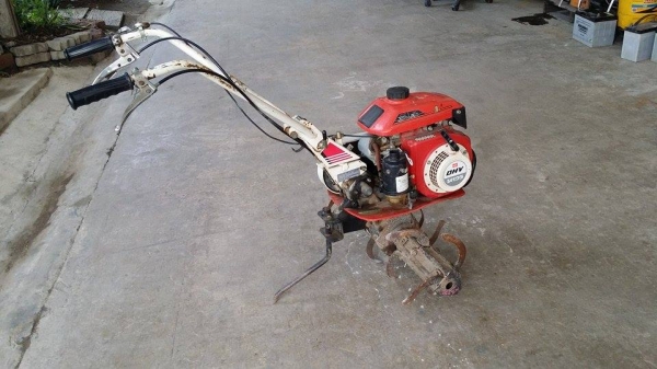 รถพรวนดินเดินตาม SHIBAURA รุ่น KB272  ขนาด 2.5 แรง เก่าญี่ปุ่น  พร้อมชุดพรวนดิน