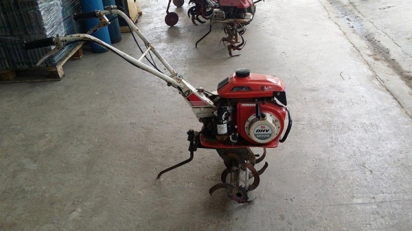 รถพรวนดินเดินตาม SHIBAURA รุ่น KB272  ขนาด 2.5 แรง เก่าญี่ปุ่น  พร้อมชุดพรวนดิน