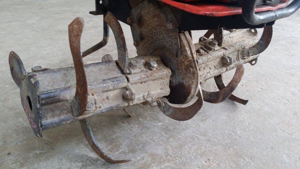 รถพรวนดินเดินตาม SHIBAURA รุ่น KB272  ขนาด 2.5 แรง เก่าญี่ปุ่น  พร้อมชุดพรวนดิน