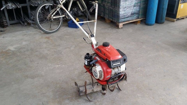 รถพรวนดินเดินตาม SHIBAURA รุ่น KB272  ขนาด 2.5 แรง เก่าญี่ปุ่น  พร้อมชุดพรวนดิน