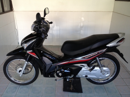 Wave125i สต๊าดเท้า วิ่ง7000 ปี57 (ของแถม 4 รายการ) Wave125i สต๊าดเท้า วิ่ง7000 ปี57 (ของแถม 4 รายการ)