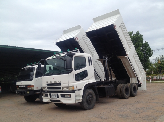 ขายๆๆๆๆ เลือกได้เลย 260 หรือ 380 แรงม้า ดั้มพ์ยาว 6 เมตร สภาพสวยใหม่พร้อมใช้พร้อมทะเบียน ขายๆๆๆๆ เลือกได้เลย 260 หรือ 380 แรงม้า ดั้มพ์ยาว 6 เมตร สภาพสวยใหม่พร้อมใช้พร้อมทะเบียน