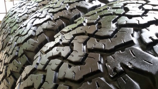 ยาง bf all 265/70/16 สวยๆครับ ยาง bf all 265/70/16 สวยๆครับ