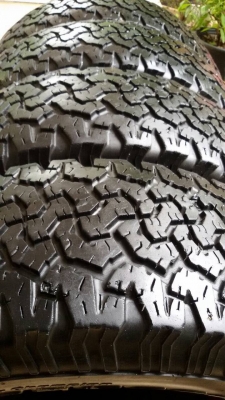 ยาง bf all 265/70/16 สวยๆครับ ยาง bf all 265/70/16 สวยๆครับ