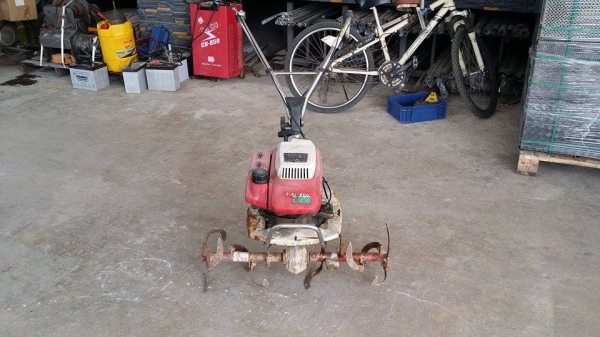 รถพรวนดินเดินตาม HONDA  รุ่น F210 (3) ขนาด 2.5 แรง เก่าญี่ปุ่น พร้อมชุดพรวนดิน