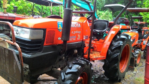 ขายรถไถ KUBOTA L3408 ราคา 160,000 อ.แกลง จ.ระยอง สอบถาม 0818618678 id line=carbonthai  https://www.facebook.com/pages/Tractors-Rayong/307154532717928?sk=photos_stream&amp;tab=photos_albums