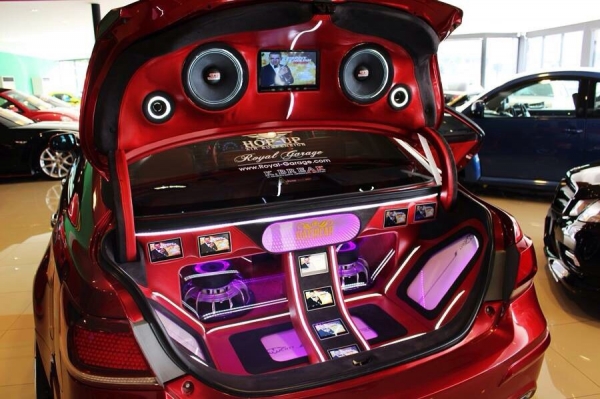 TOYOTA CAMRY 2.0G ปี 2010 ตัวท็อปสุด แต่ง VIP ของแต่งกว่าล้าน ออกงานโชว์ได้เลย สุดประเทศ ตัวรถสีแดงเกร็ด ชุดแต่งรอบคัน TOYOTA CAMRY 2.0G ปี 2010 ตัวท็อปสุด แต่ง VIP ของแต่งกว่าล้าน ออกงานโชว์ได้เลย สุดประเทศ ตัวรถสีแดงเกร็ด ชุดแต่งรอบคัน