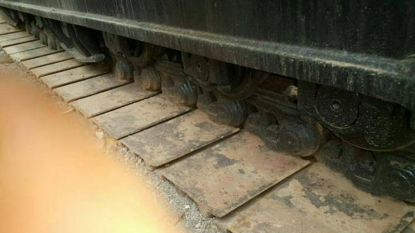 ขายรถแบคโฮCAT320Dกระบอกดำ 6000ชั่วโมงเอกสารอินวอย ราคา2400000 090-772-3710 098-539-6074