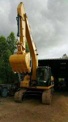 ขายรถแบคโฮCAT320Dกระบอกดำ 6000ชั่วโมงเอกสารอินวอย ราคา2400000 090-772-3710 098-539-6074