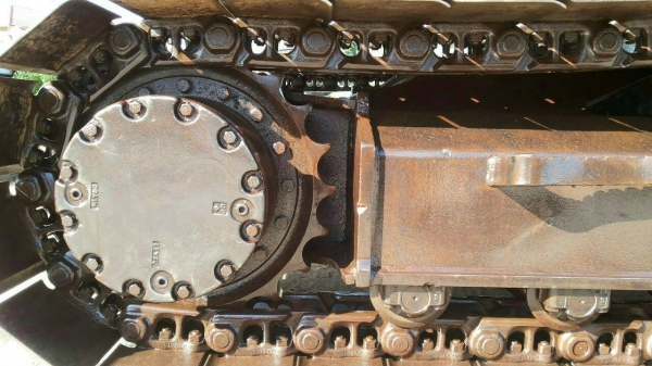 ขายแม็กโคHITACHI   EX120-2เก่านอกยังไม่เคยใช้งานในเมีองไทย 6พันก่วาชั่วโมง ราคา880,000 090-772-3710 098-539-6074