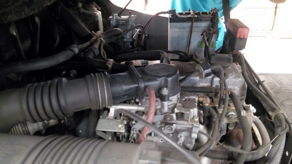 ฝากขายด่วนๆครับ รถยกนิสสัน 2.5 ตัน รุ่นล่าสุด เครื่องเบนซินติดแก๊ส เกียร์ออโต้