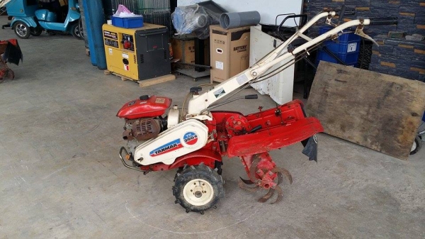 รถไถเดินตาม YANMAR   รุ่น YK350S ขนาด 3.5 แรง  เครื่องยนต์เบนซิน  เก่าญี่ปุ่น  สภาพสวย
