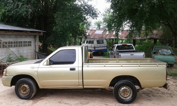 ขายกระบะ NISSAN 2.7 ตอนเดียว ปี 2005/2548 สภาพสวยบางเดิม แอร์เย็น ทะเบียนพร้อมโอน